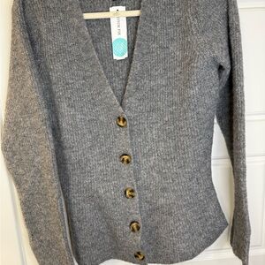 Bobeau Heather Gray Cardigan with Wooden Buttons